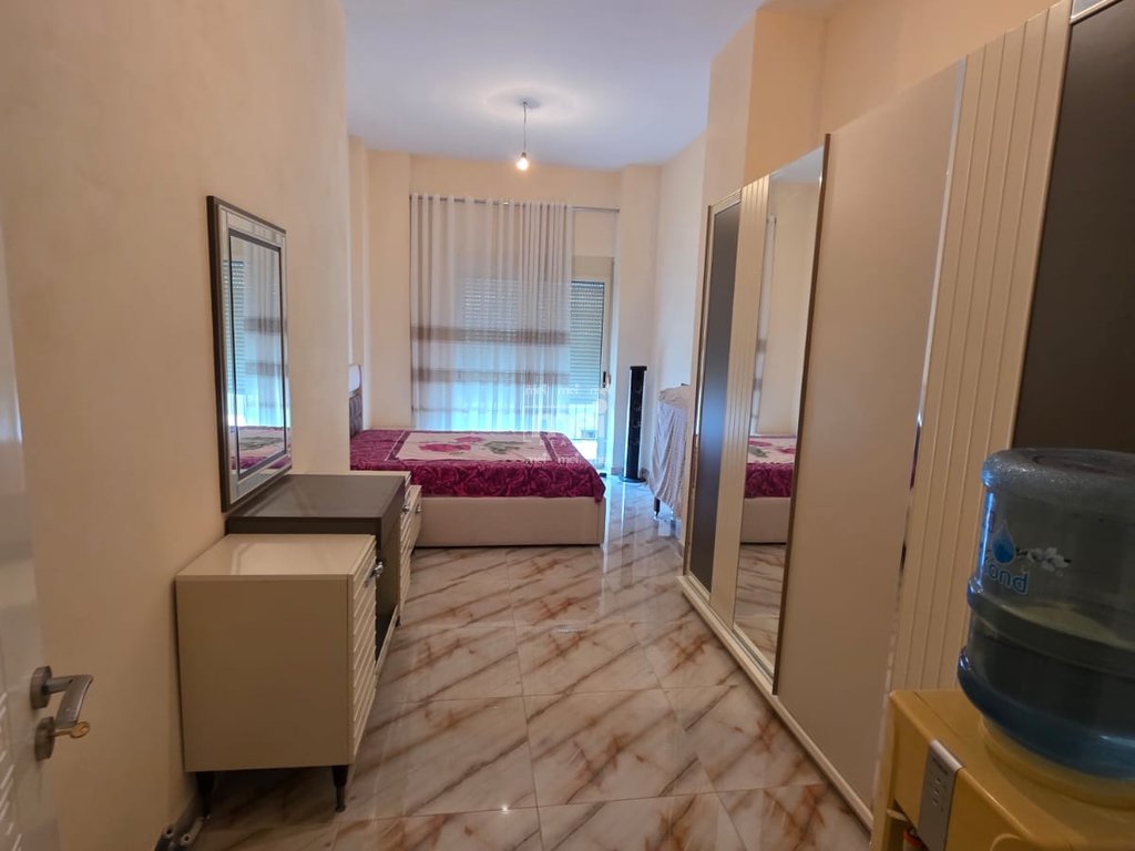 JEPET ME QIRA APARTAMENT 2+1 TE LAGJIA RE!