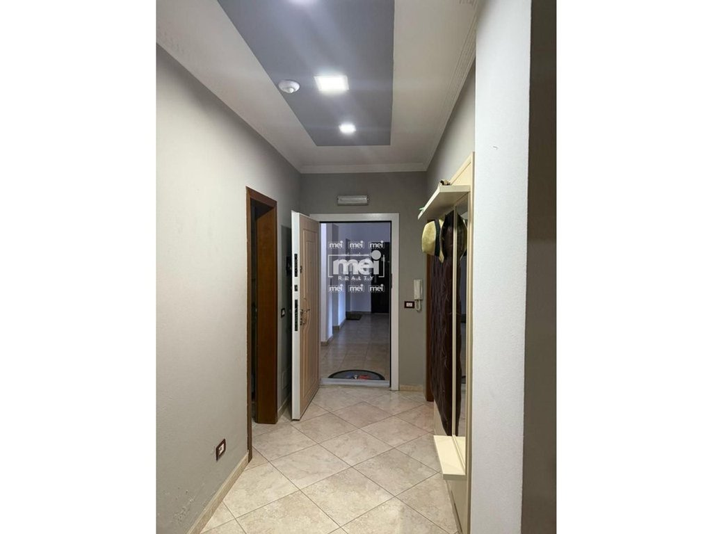 JEPET ME QIRA APARTAMENT 2+1+2 TEK GJYKATA!