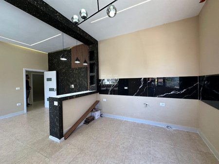 SHITET APARTAMENT 3+1 NË PLAZH!