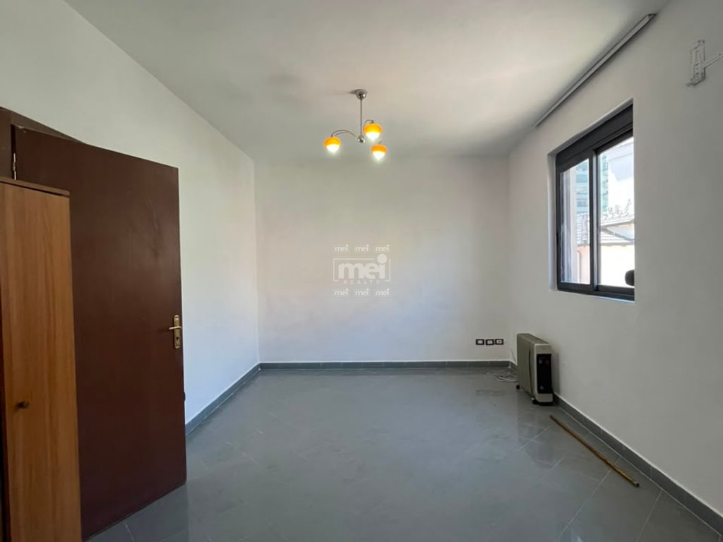 JEPET ME QIRA APARTAMENT 2+1 NË QENDËR!