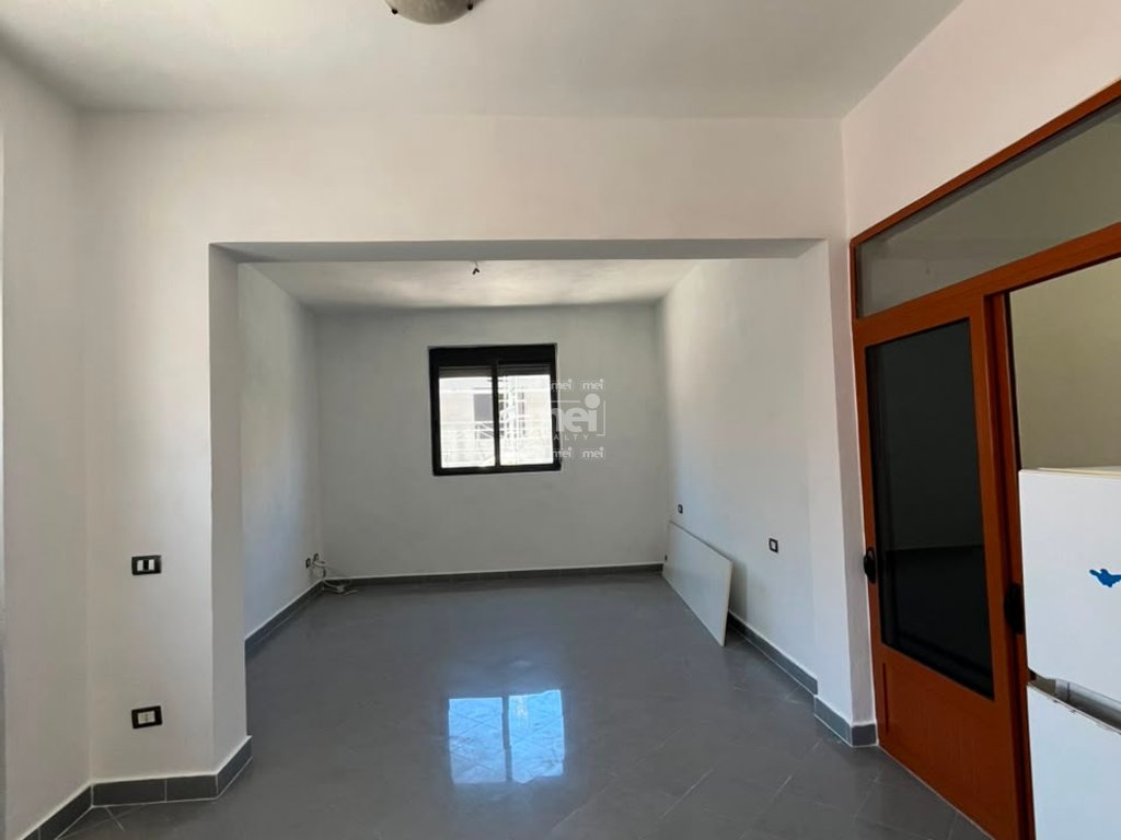 JEPET ME QIRA APARTAMENT 2+1 NË QENDËR!