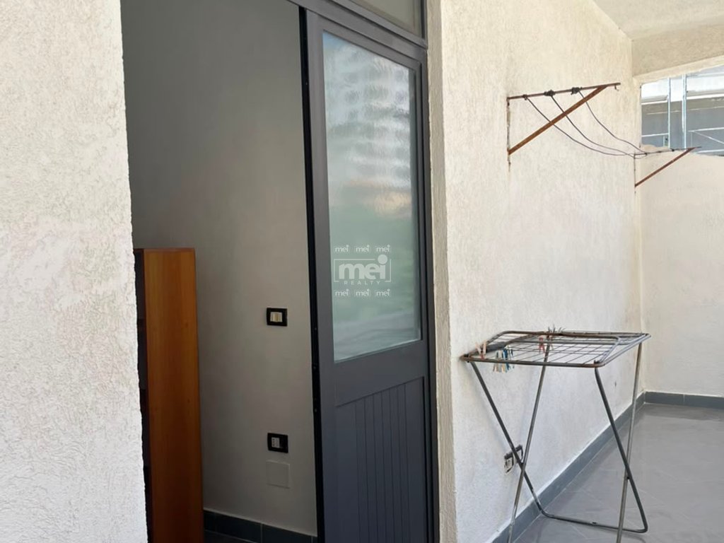 JEPET ME QIRA APARTAMENT 2+1 NË QENDËR!