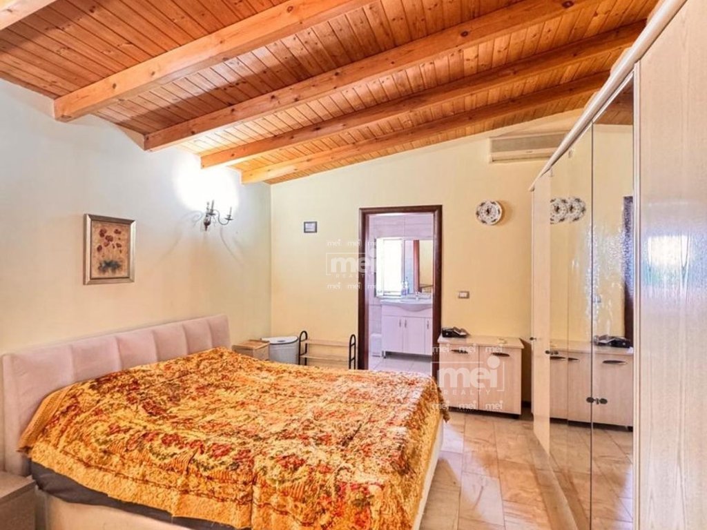 SHITET APARTAMENT 4+1+2 NË VOLLGA – ME PAMJE PANORAMIKE NGA DETI!