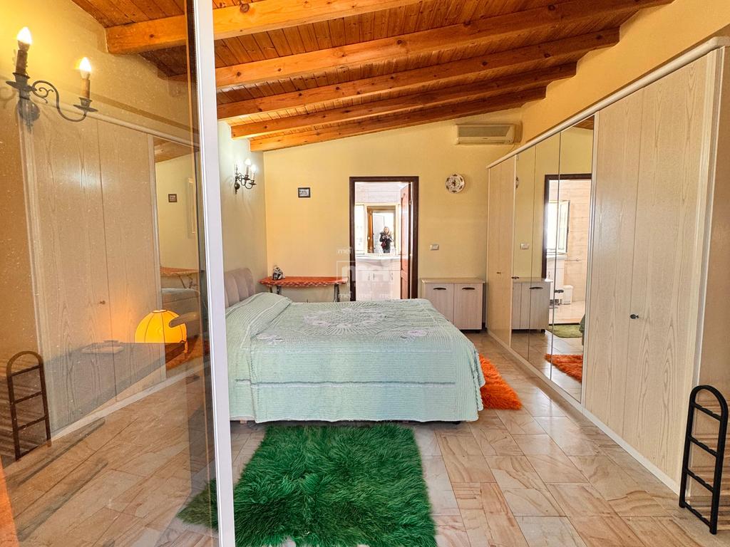 SHITET APARTAMENT 4+1+2 NË VOLLGA – ME PAMJE PANORAMIKE NGA DETI!