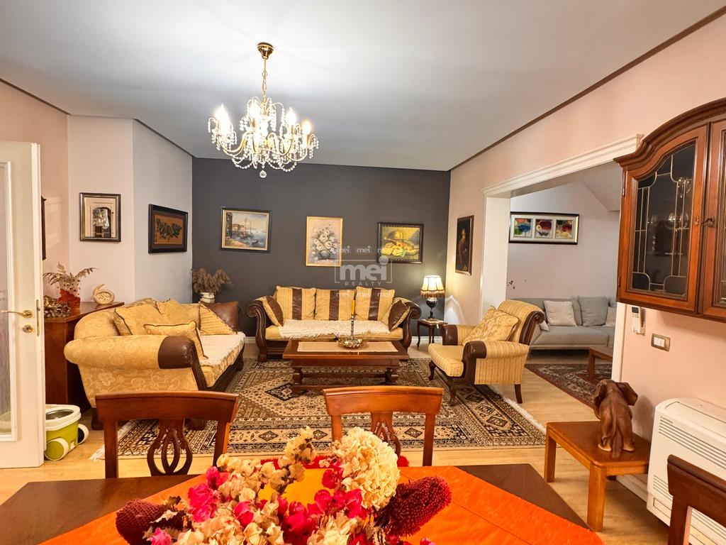 SHITET APARTAMENT 4+1+2 NË VOLLGA – ME PAMJE PANORAMIKE NGA DETI!