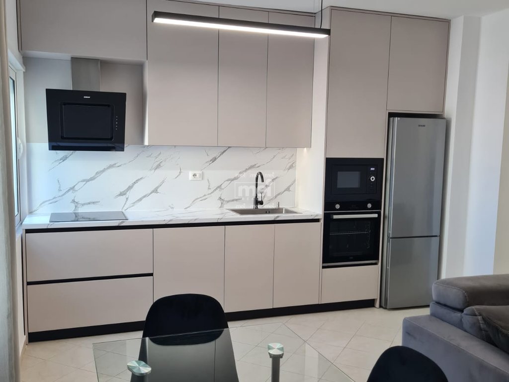 JEPET ME QIRA SUPER APARTAMENT 1+1 NE VOLLGA!
