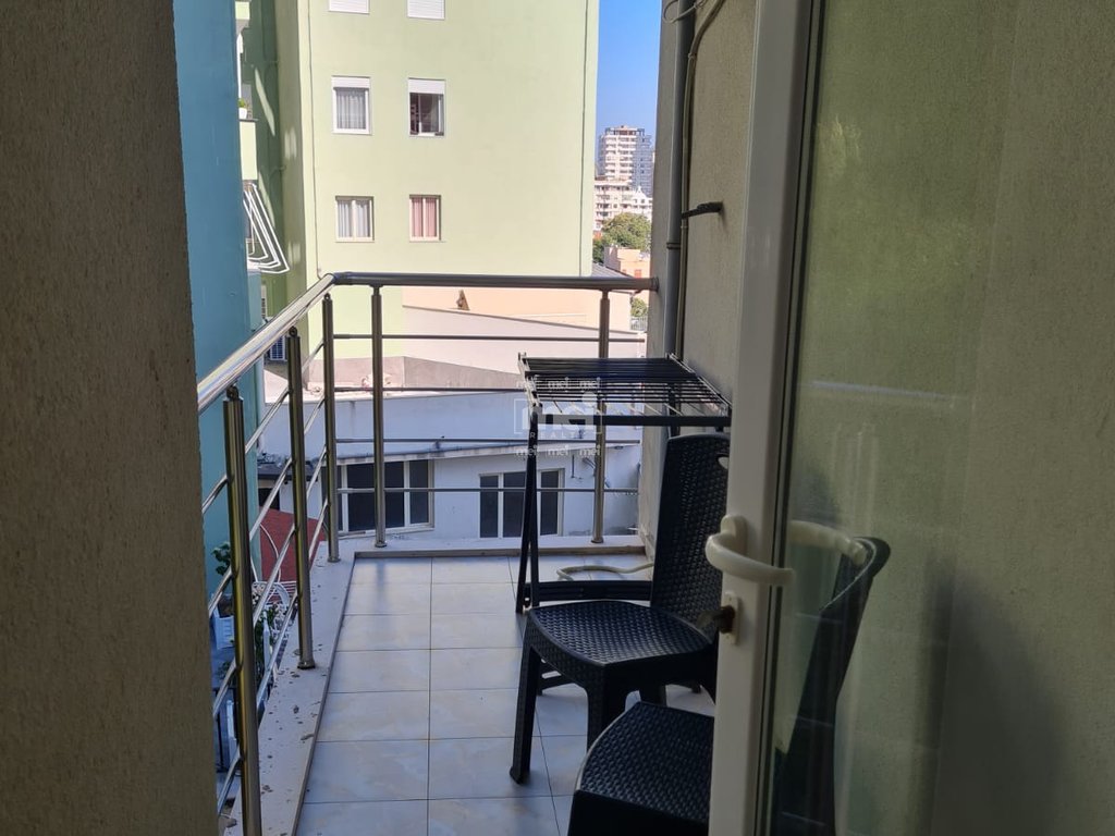 JEPET ME QIRA SUPER APARTAMENT 1+1 NE VOLLGA!