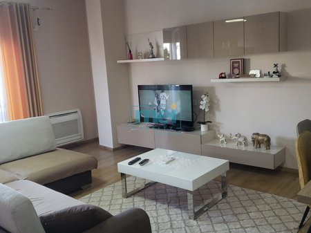 🏙️ JEPET ME QERA | Apartament 2+1+2 | Laprake, Tiranë