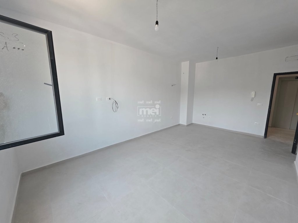 SHITET APARTAMENT 1+1 TE RESIDENCE PAJA MALI I ROBIT– VETËM 350 METRA NGA DETI