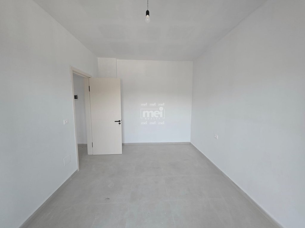 SHITET APARTAMENT 1+1 TE RESIDENCE PAJA MALI I ROBIT– VETËM 350 METRA NGA DETI