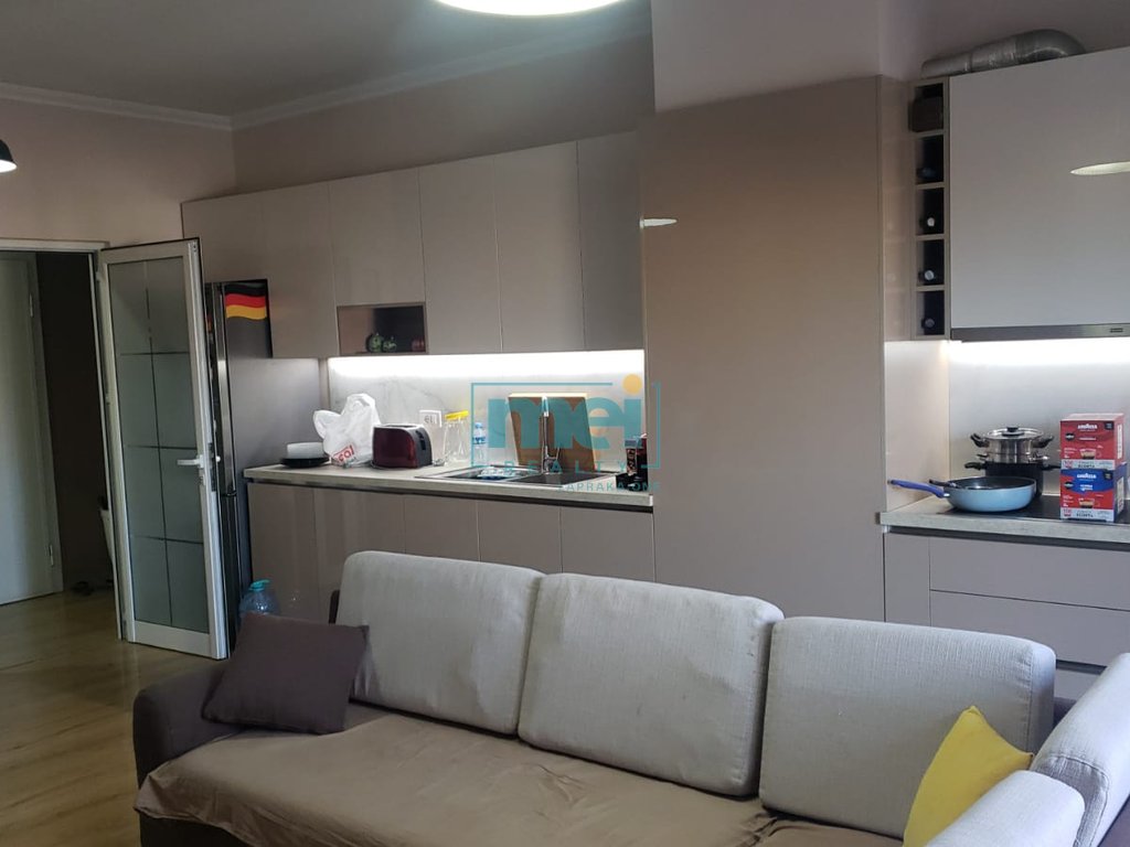 🏙️ JEPET ME QERA | Apartament 2+1+2 | Laprake, Tiranë