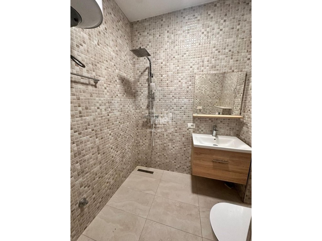 SHITET APARTAMENT 1+1 TE SHKEMBI KAVAJES!