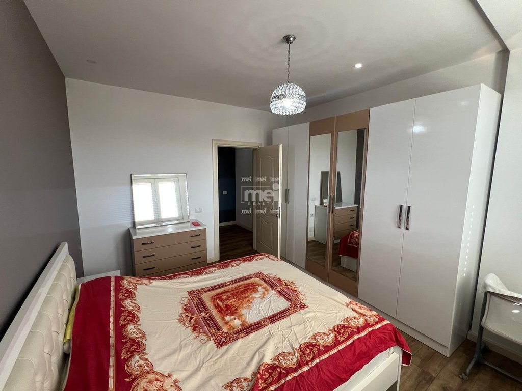 JEPET ME QIRA SUPER APARTAMENT 2+1 TE ISH KENETA+ POST PARKIM!