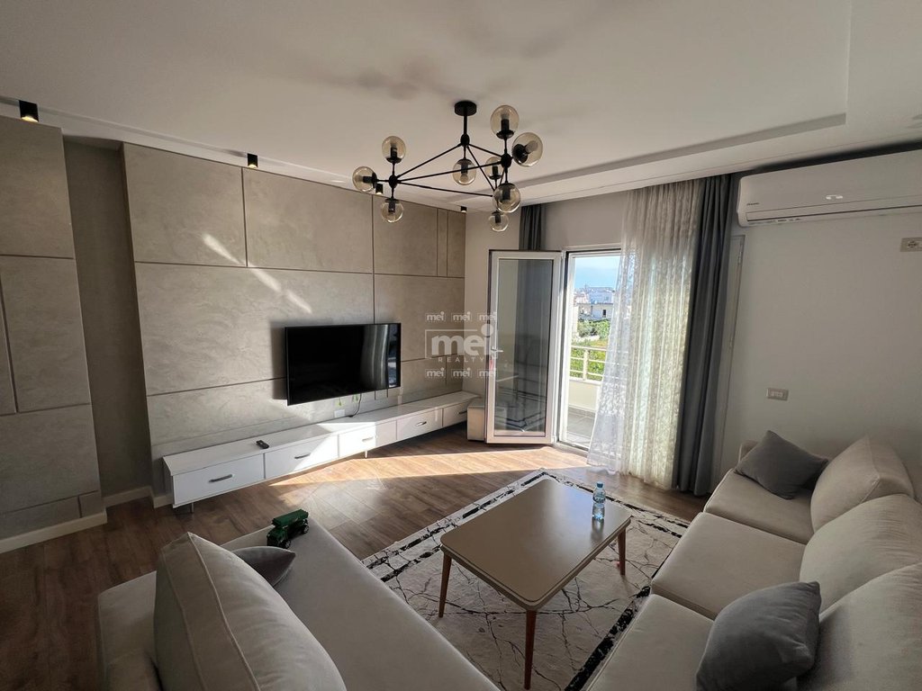 JEPET ME QIRA SUPER APARTAMENT 2+1 TE ISH KENETA+ POST PARKIM!