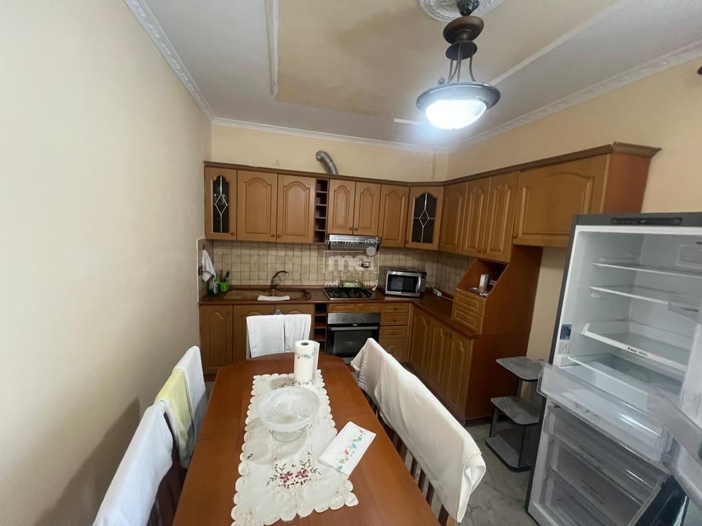 SHITET APARTAMENT  2+1+2 TEK TREGU FRUTA PERIMEVE!
