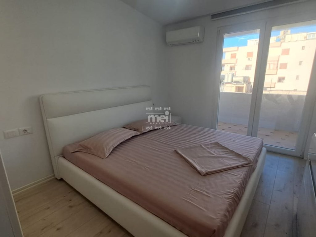 JEPET ME QIRA APARTAMENT 2+1 NË HEKURUDHË, DURRËS – VIJË E PARË ME DETIN!