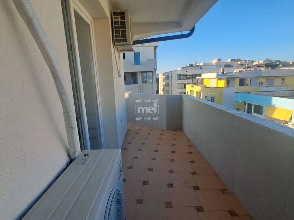 JEPET ME QIRA APARTAMENT 2+1 NË HEKURUDHË, DURRËS – VIJË E PARË ME DETIN!