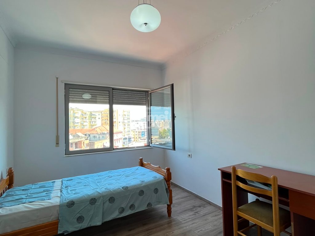 JEPET ME QERA APARTAMENT 2+1+2, NE QENDER!