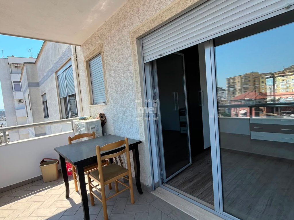 JEPET ME QERA APARTAMENT 2+1+2, NE QENDER!