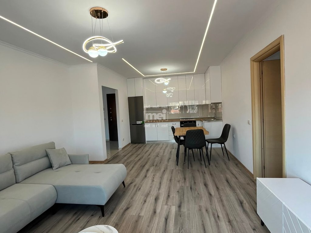 JEPET ME QERA APARTAMENT 2+1+2, NE QENDER!