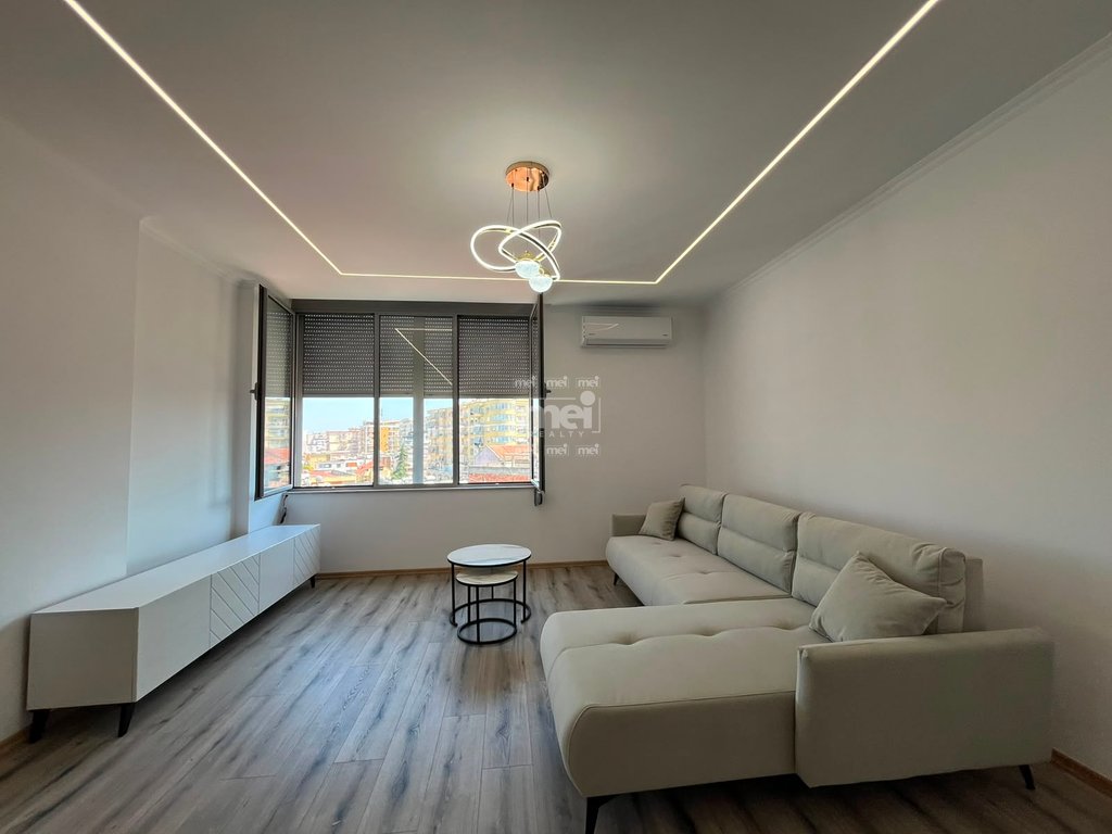 JEPET ME QERA APARTAMENT 2+1+2, NE QENDER!