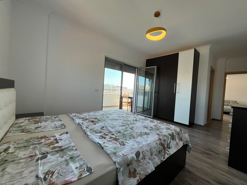 JEPET ME QERA APARTAMENT 2+1+2, NE QENDER!