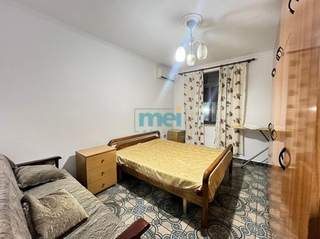 Jepet Me Qera Super Apartament 2+1 Ne Laprake!
