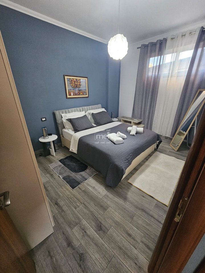 FOR RENT SECOND FLOOR OF A VILLA IN THE CENTER OF DURRES!