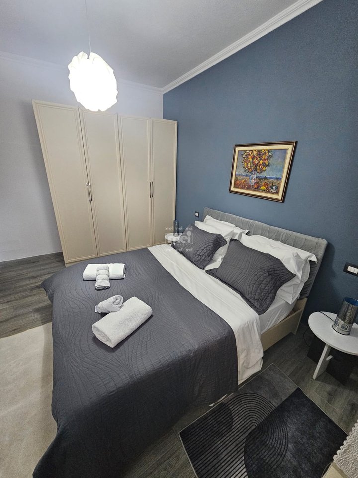 FOR RENT SECOND FLOOR OF A VILLA IN THE CENTER OF DURRES!