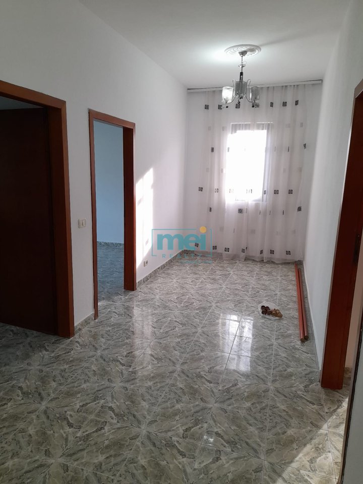 Jepet Me Qera Super Apartament 2+1 ne Don Bosco!