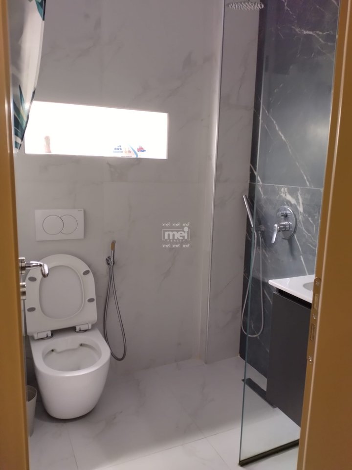 APARTAMENT 1+1 ME QIRA NE ILIRIA, PLAZH 🌊