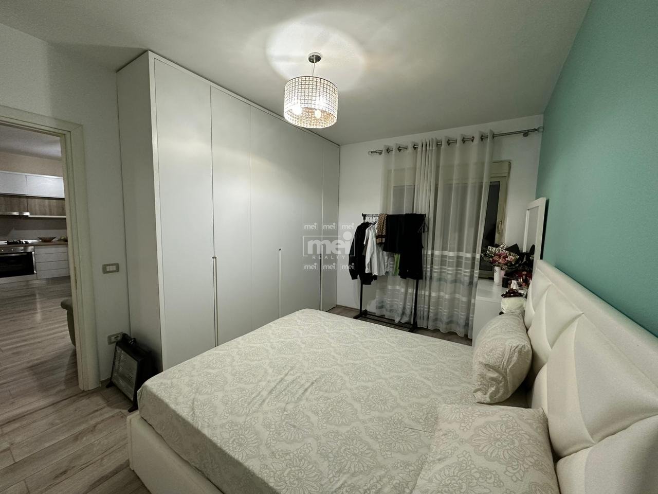JEPET ME QIRA APARTAMENT 1+1 TE ISH RAJONI!