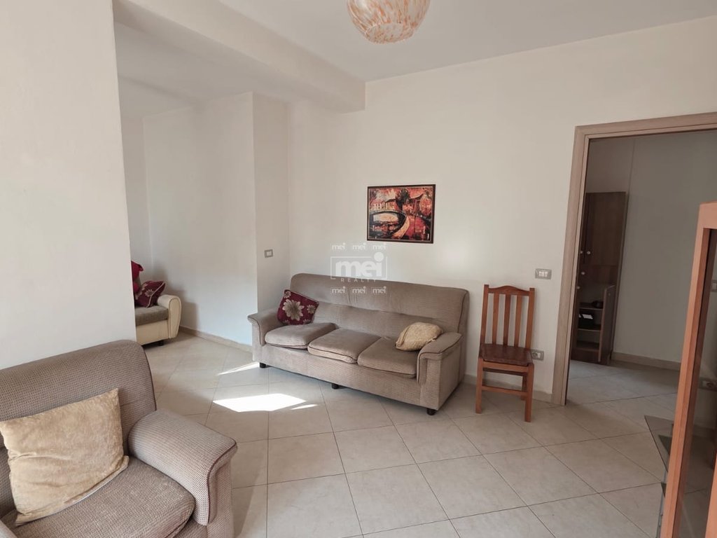 JEPET ME QIRA APARTAMENT 1+1 TE PALLATI SPORTIT!