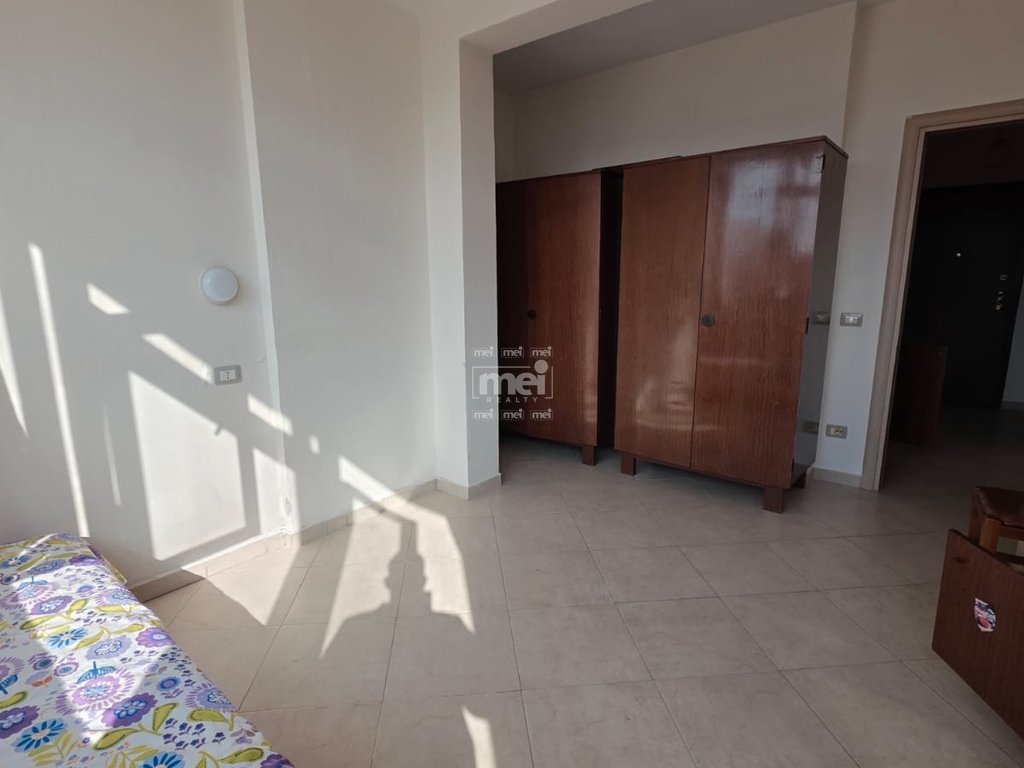 JEPET ME QIRA APARTAMENT 1+1 TE PALLATI SPORTIT!