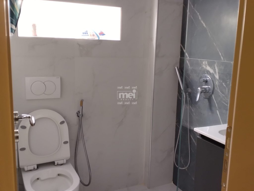 APARTAMENT 1+1 ME QIRA NE ILIRIA, PLAZH 🌊