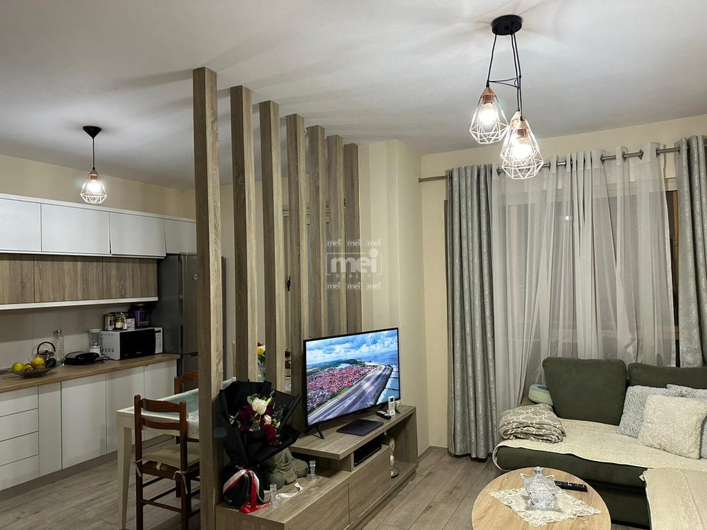 JEPET ME QIRA APARTAMENT 1+1 TE ISH RAJONI!