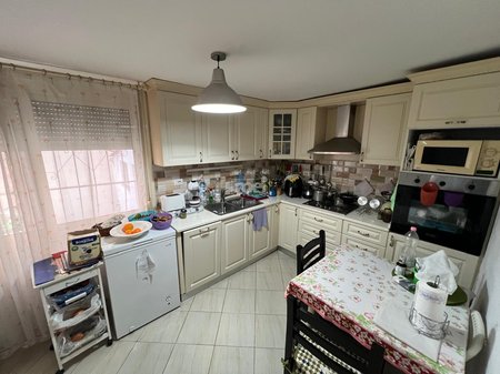 SHITET VILE AFER MUZEUMIT!