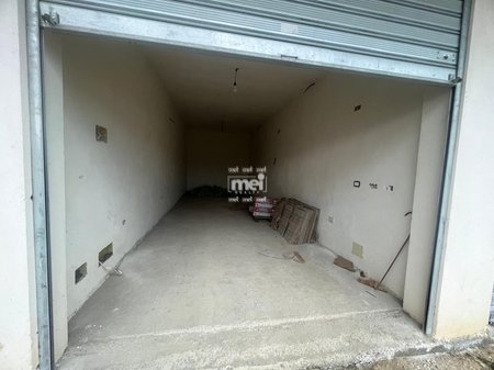 JEPET   ME QIRA MAGAZINE  NE ZONEN E KENETES !