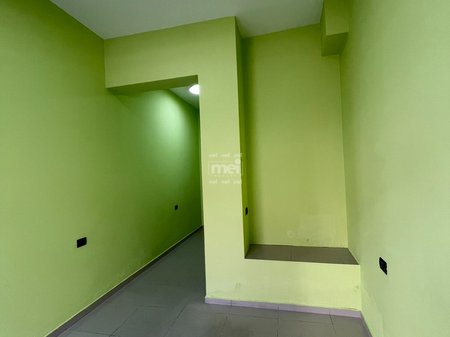 JEPET ME QIRA AMBIENT PRANE DREJTORISE SE POLICISE, DURRES!