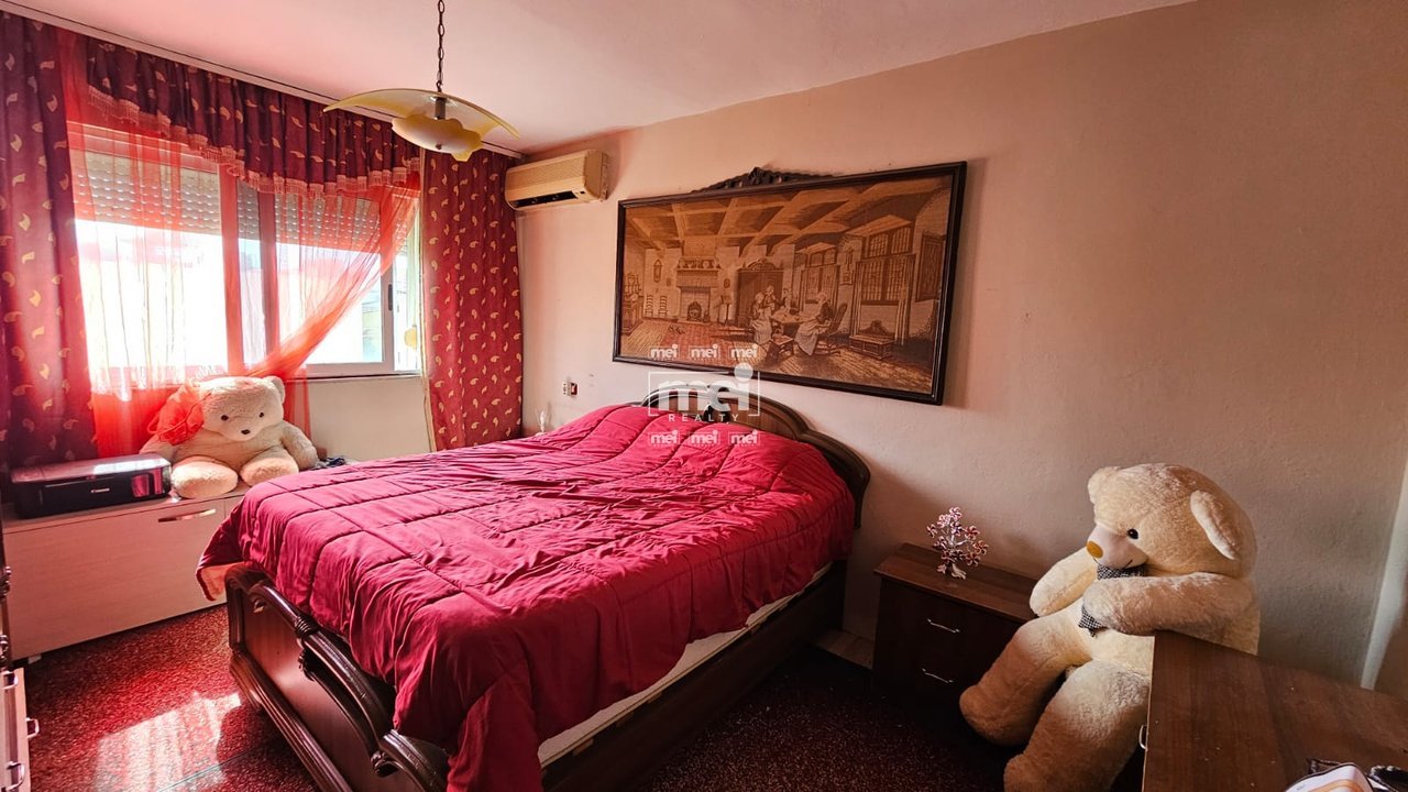 JEPET ME QIRA APARTAMENT 1+1 PRANE STADIUMIT!