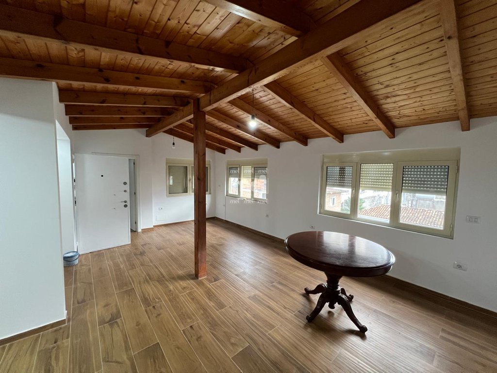 SHITET VILE AFER MUZEUMIT!