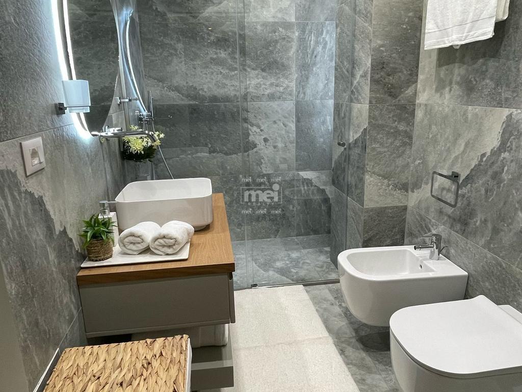 SHITET APARTAMENT 1+1 NE HEKURUDHA PLAZH!