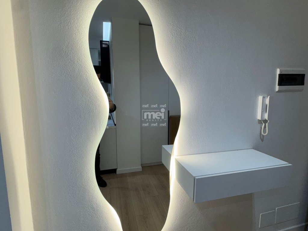 SHITET APARTAMENT 1+1 PRANE UJESJELLESIT, DURRES!