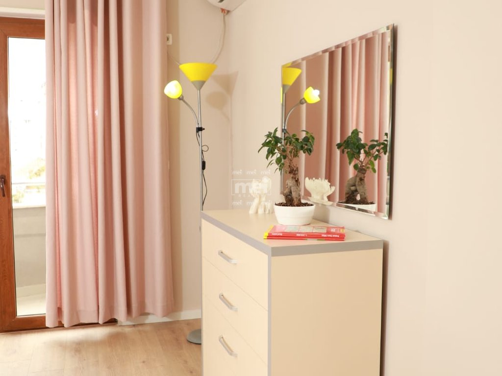 JEPET ME QIRA APARTAMENT 1+1 NE VOLLGA!