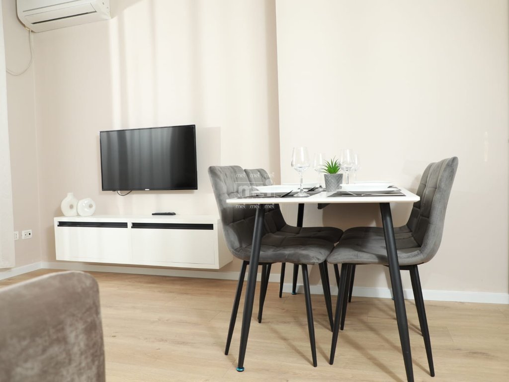 JEPET ME QIRA APARTAMENT 1+1 NE VOLLGA!