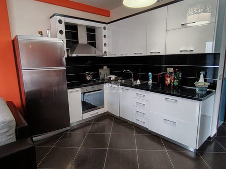 JEPET ME QERA APARTAMENT 2+1+POST PARKIMI TEK MALI I ROBIT