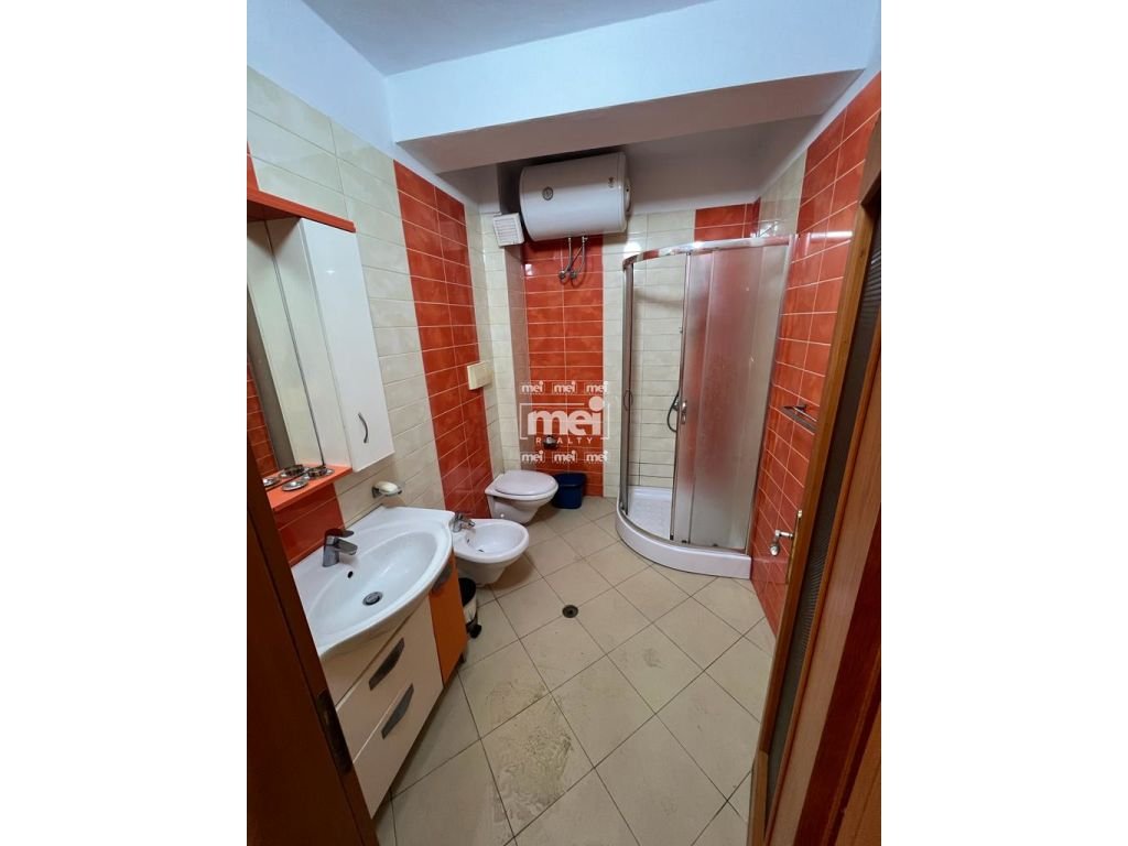 JEPET ME QIRA APARTAMENT 1+1 TEK PALLATI I SPORTIT!