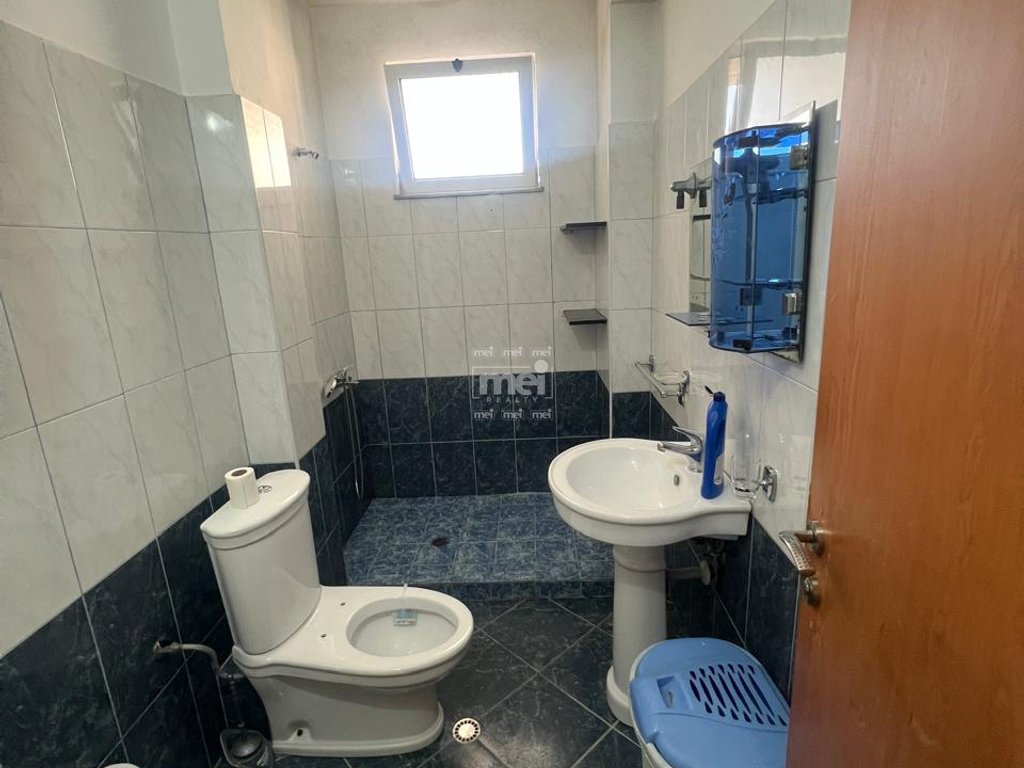 JEPET ME QIRA APARTAMENT 1+1 TEK PALLATI I SPORTIT!