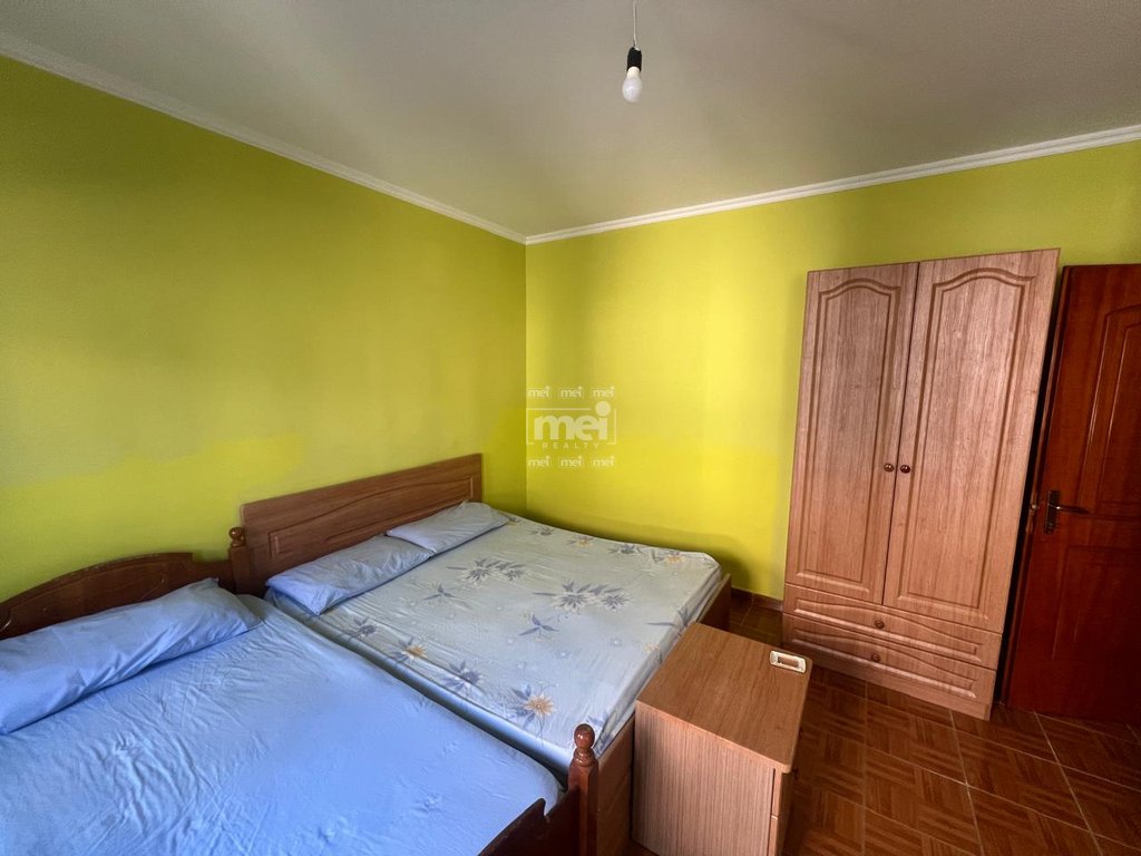 JEPET ME QIRA KAT VILE VILE NE ILIRIA!