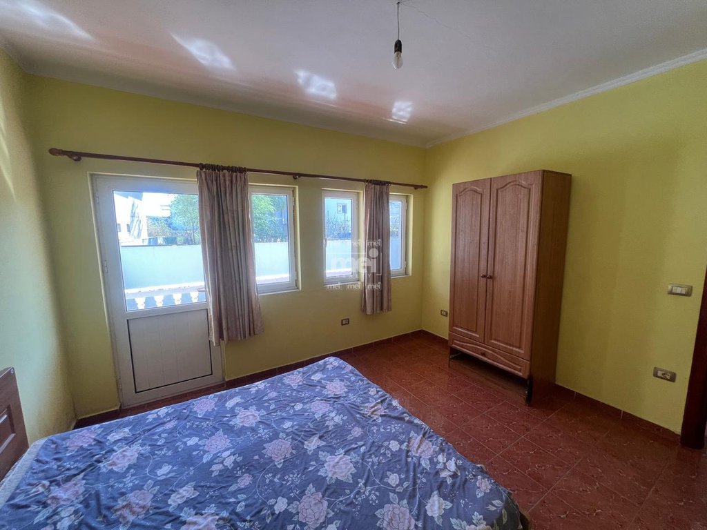 JEPET ME QIRA KAT VILE VILE NE ILIRIA!